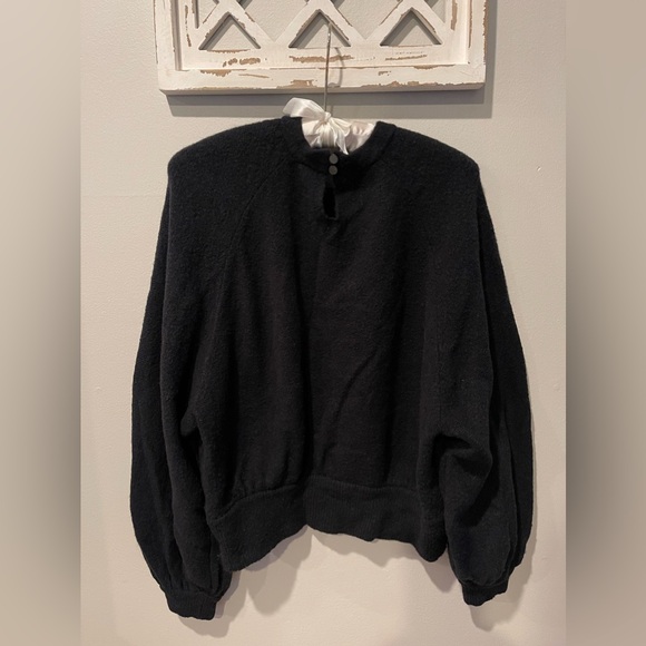 J Crew Crewneck Gathered Sweater In Black Size M - Picture 5 of 14